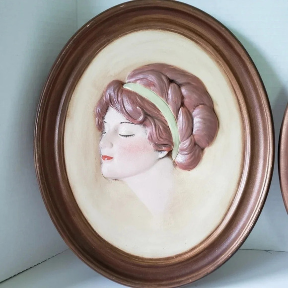 Vintage Set of 2 1975 Duncan Ceramics Cameo Lady Faces Wall Plaques. - Picture 4 of 12